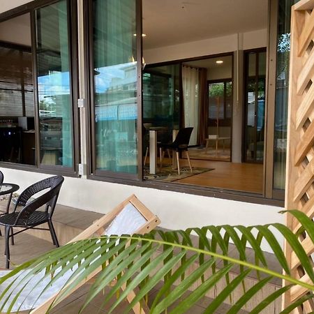 Catory Villa Bangkok Extérieur photo